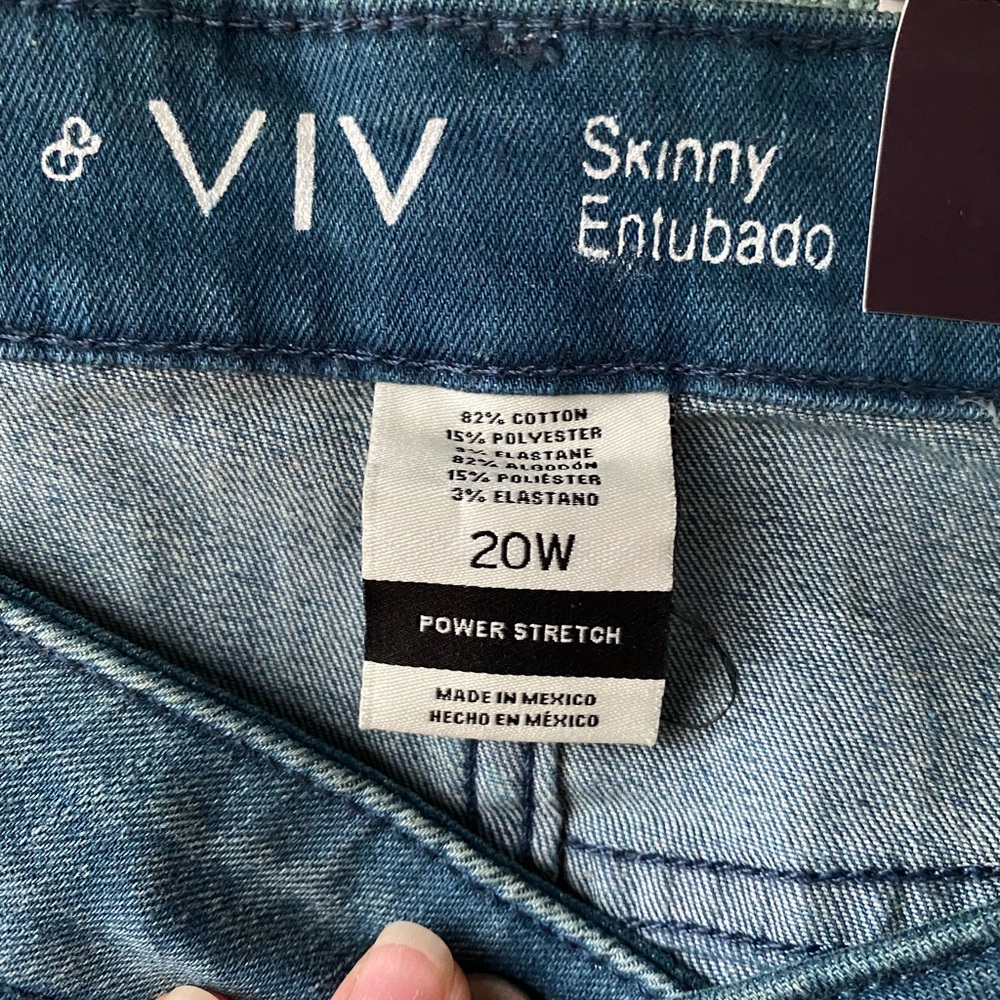 Ava & Viv Skinny Jeans - Picture 4 of 4